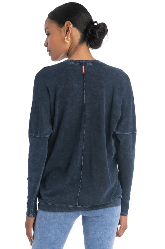 Long Sleeve Drape Back T