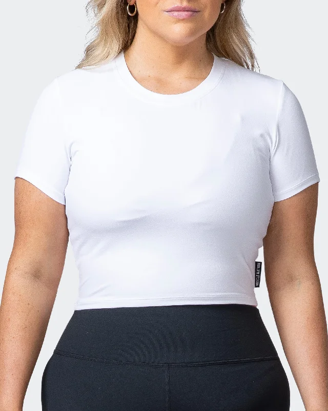 MN EVERYDAY CROPPED TEE White