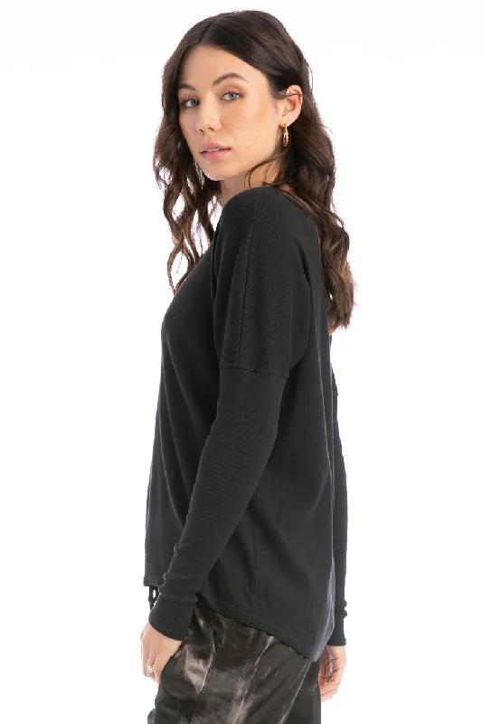 Long Sleeve Float Hem Ribbed T