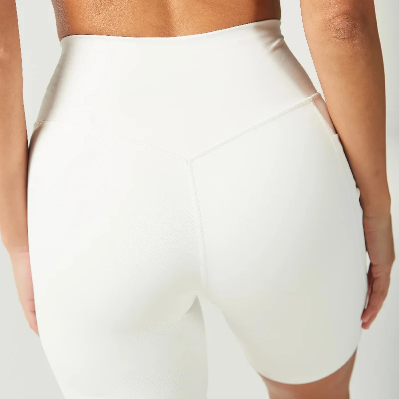 Essential ACT 7"" Double Layered Cycling Shorts - Pearl White