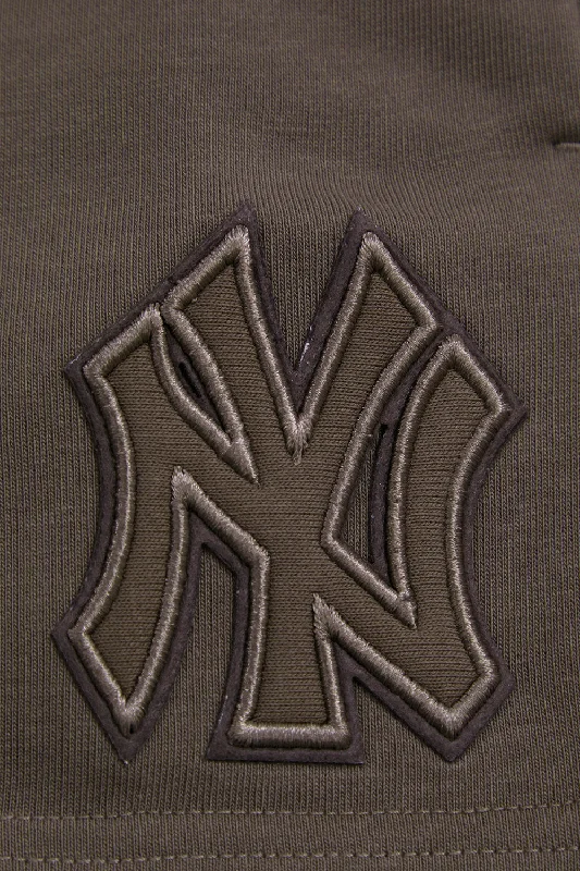 MLB NEW YORK YANKEES NEUTRAL WOMEN'S FLC SHORT (DARK TAUPE)