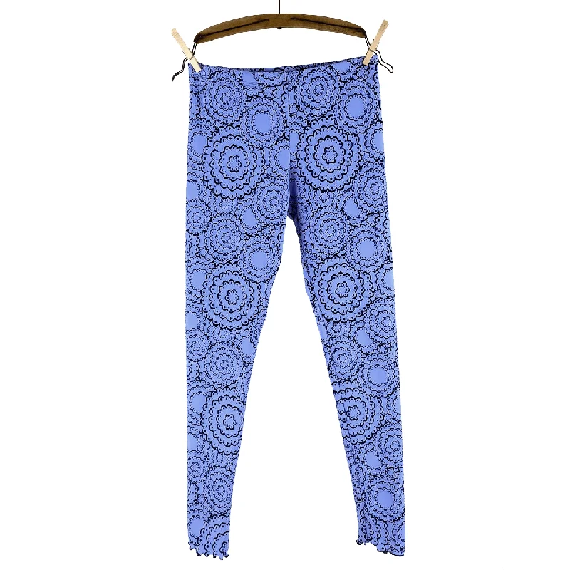 Cornflower Doily Jacquard Knit Legging