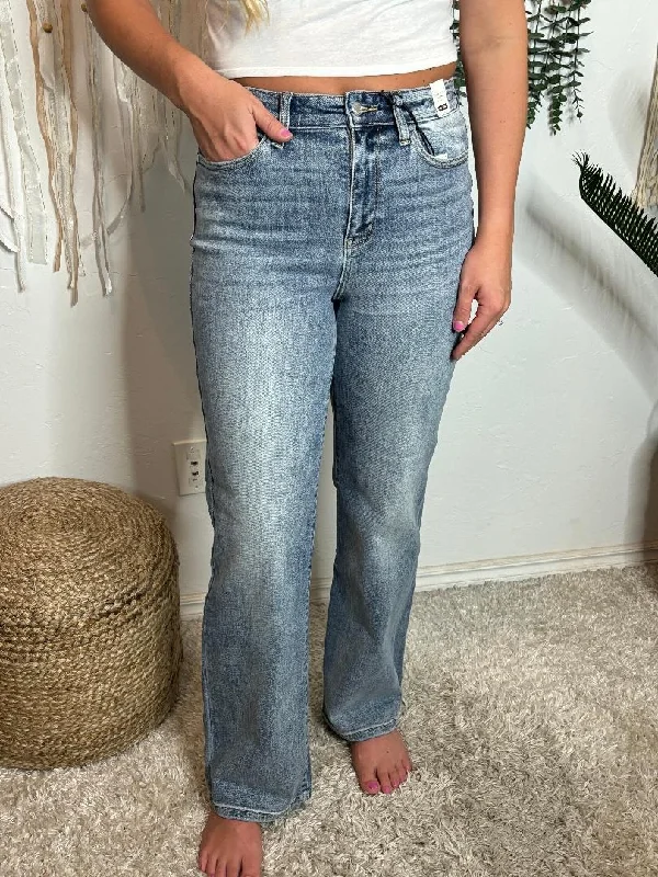 Judy Blue High Waist Light Wash Straight Leg Jeans