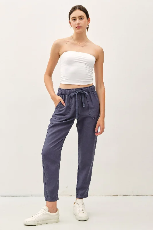 The Lara Tencel Pants